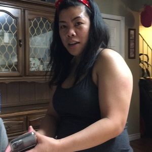 Meet your Posher, Sharon